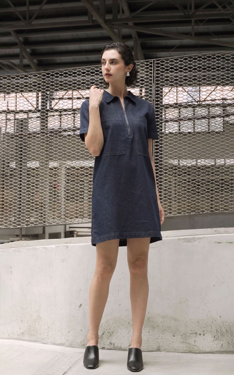 Zip-Back Sleeveless Shift Dress
