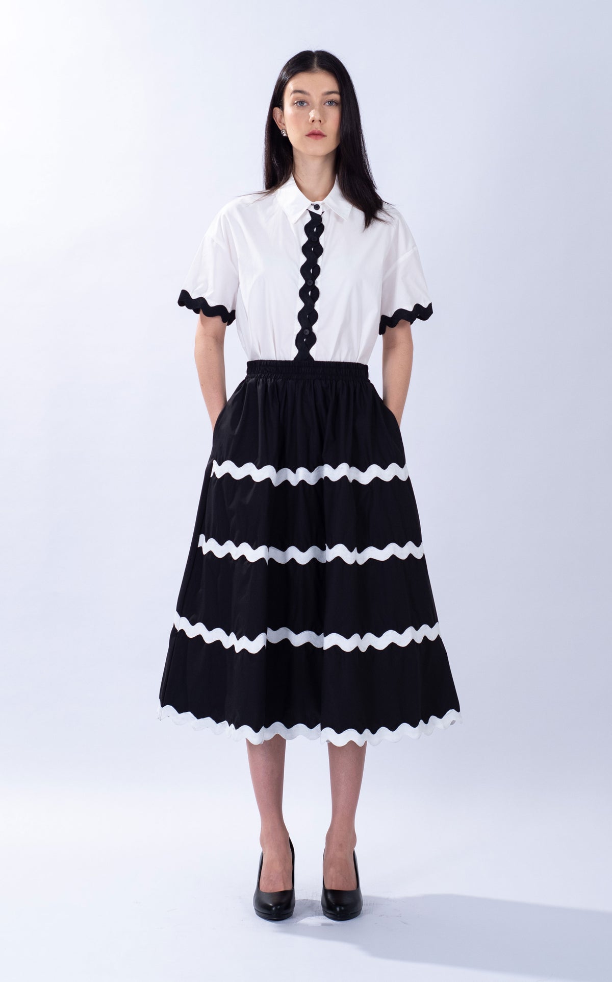 Wavy Trim Cotton Skirt