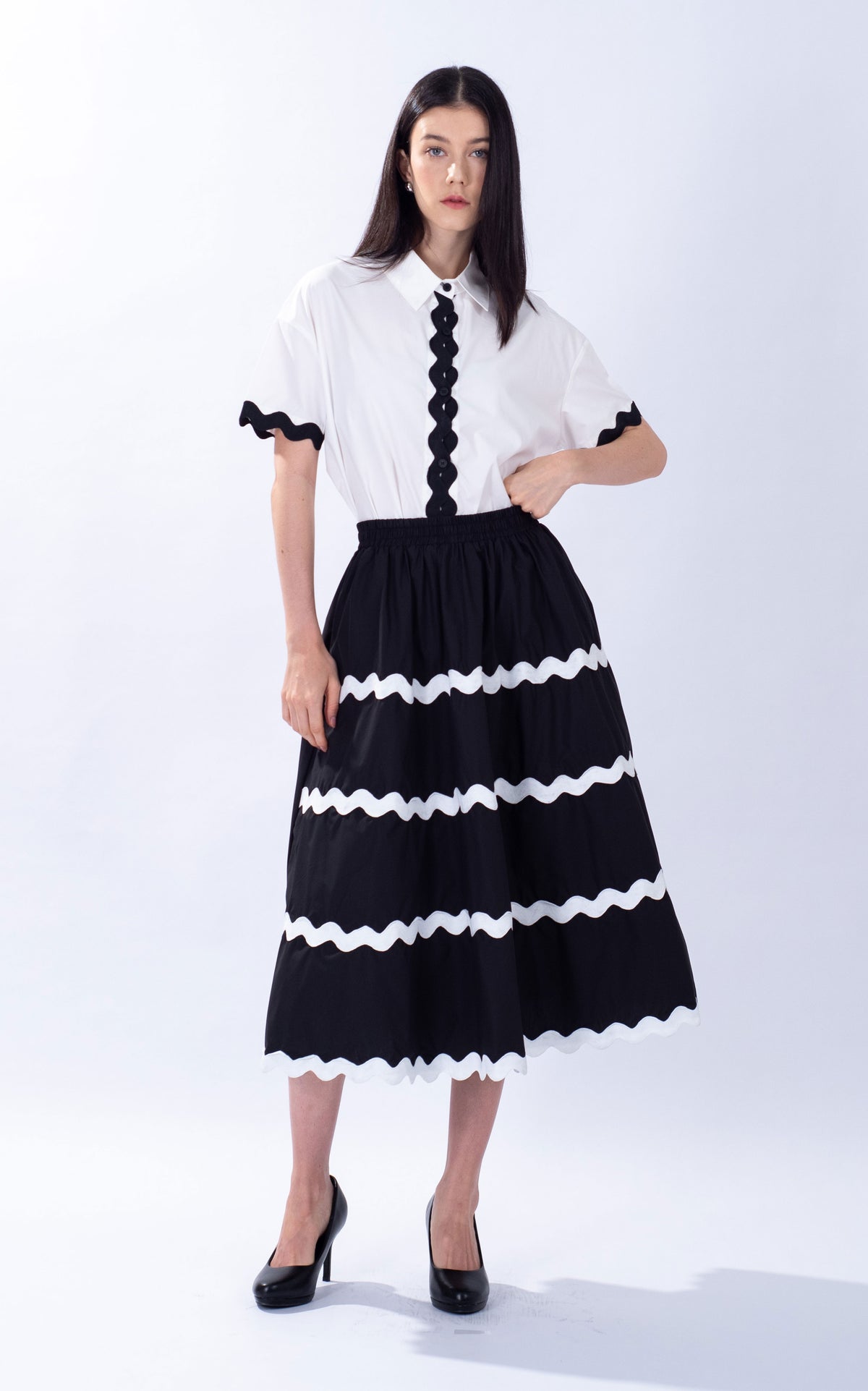 Wavy Trim Cotton Skirt