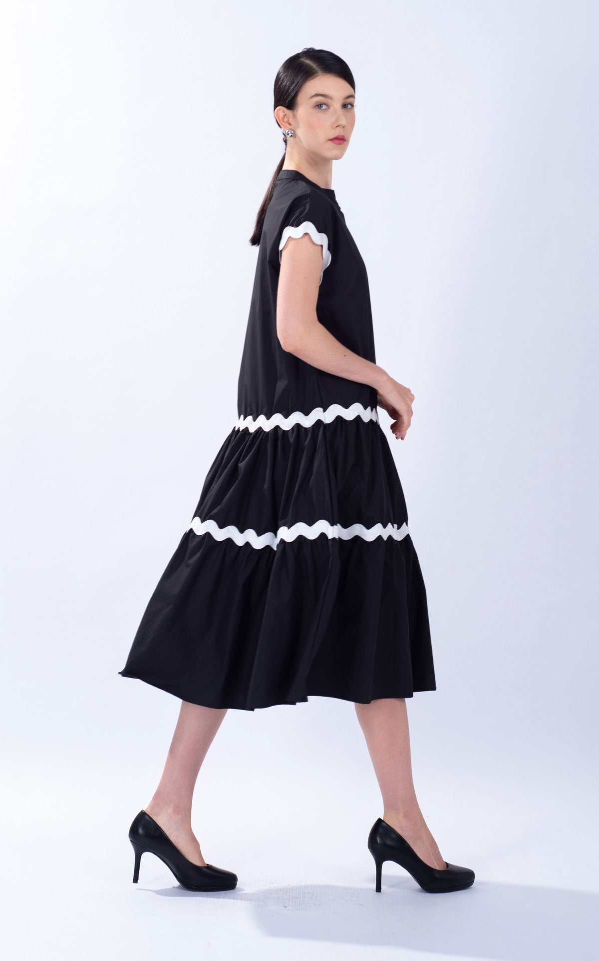 Wavy Trim Cotton Dress