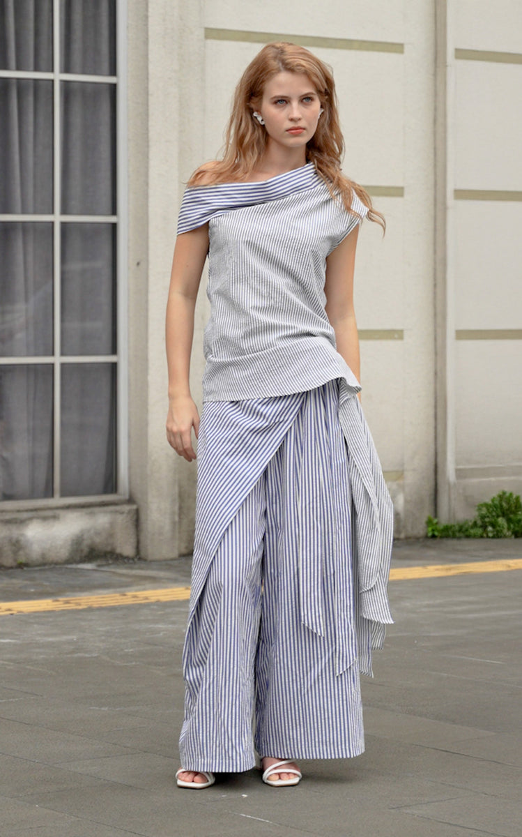 Textured Stripe Asymmetry Drapery Top – What To Wear